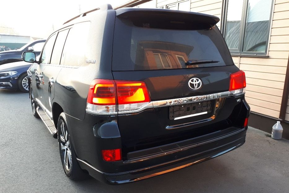 Продам Toyota Land Cruiser 200 4.5 DIESEL  Executive Lounge 2021 года в Киеве