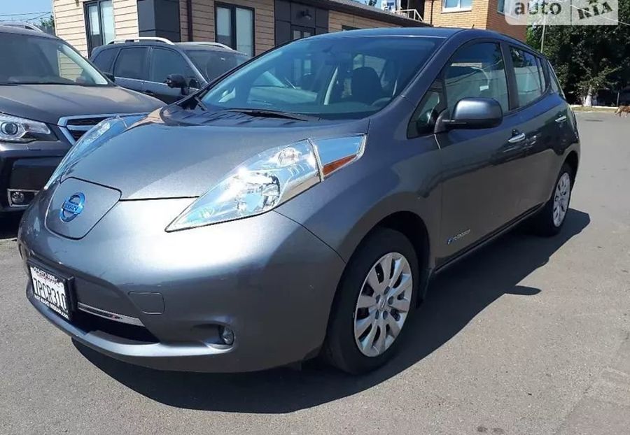 Продам Nissan Leaf S 2015 года в Киеве