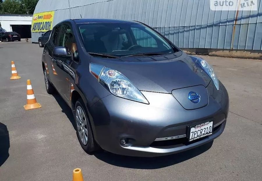 Продам Nissan Leaf S 2015 года в Киеве