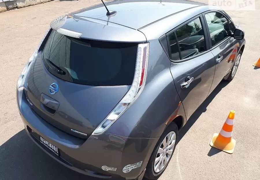 Продам Nissan Leaf S 2015 года в Киеве