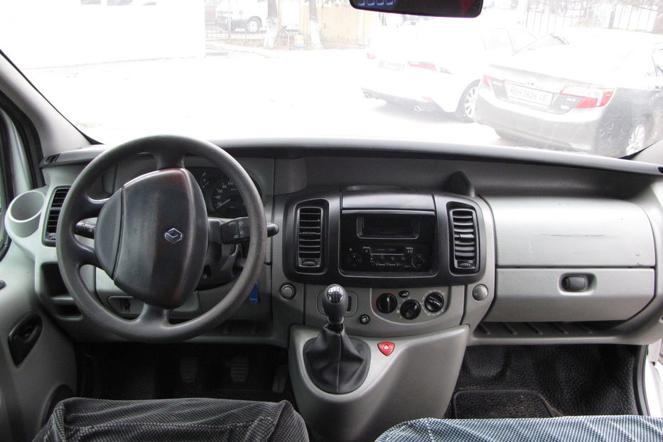 Продам Renault Trafic пасс. 2004 года в Одессе