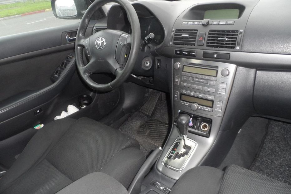 Продам Toyota Avensis 2004 года в Днепре