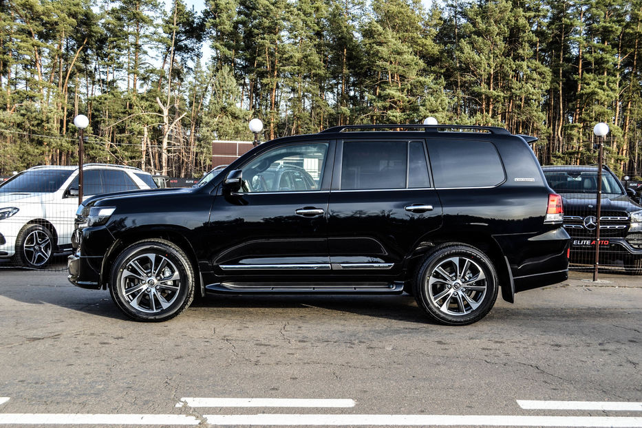 Продам Toyota Land Cruiser 200 Diesel Executive Lounge 2019 года в Киеве