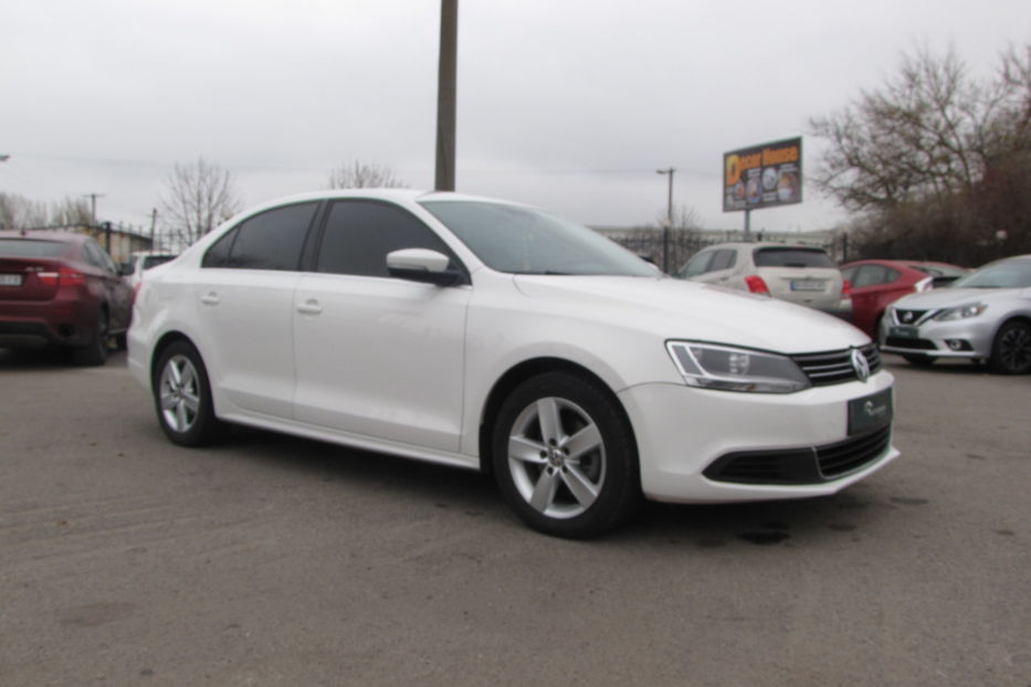 Продам Volkswagen Jetta SE 2013 года в Одессе