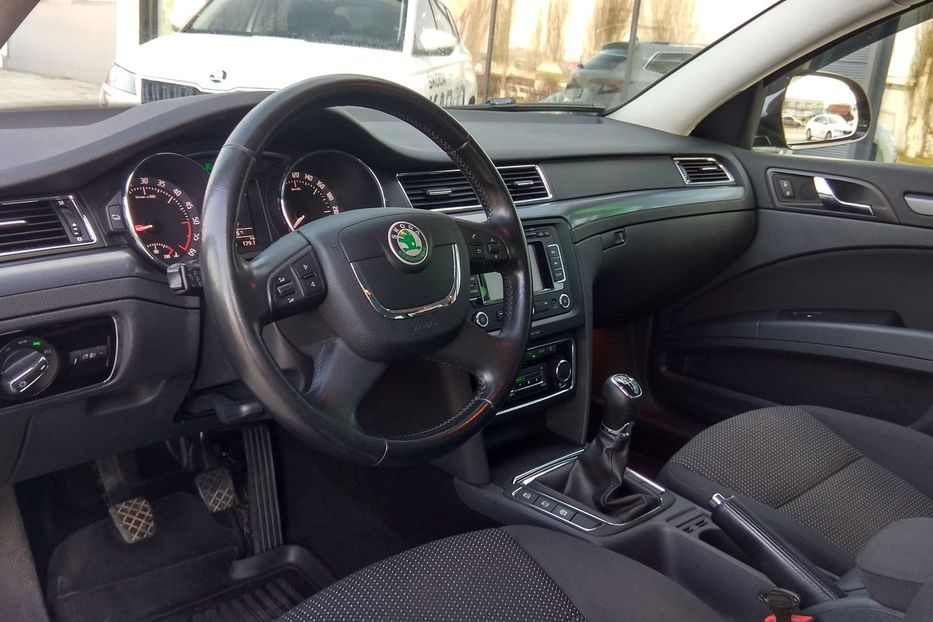 Продам Skoda Superb Combi 2012 года в Николаеве