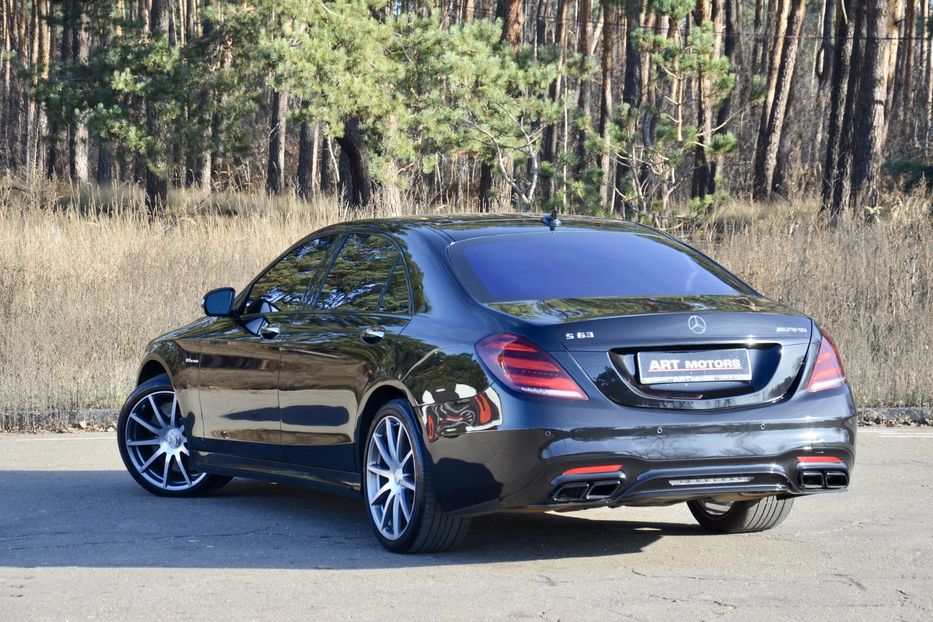 Продам Mercedes-Benz S-Class  63 AMG 2013 года в Киеве