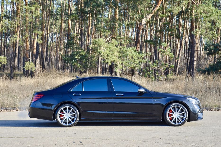 Продам Mercedes-Benz S-Class  63 AMG 2013 года в Киеве