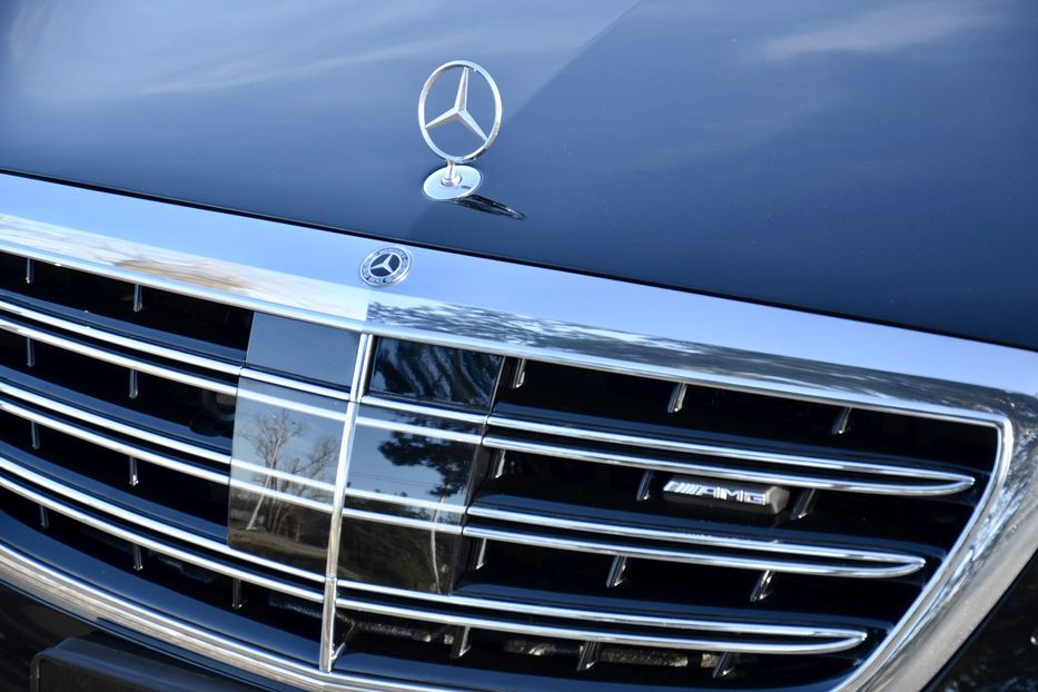 Продам Mercedes-Benz S-Class  63 AMG 2013 года в Киеве
