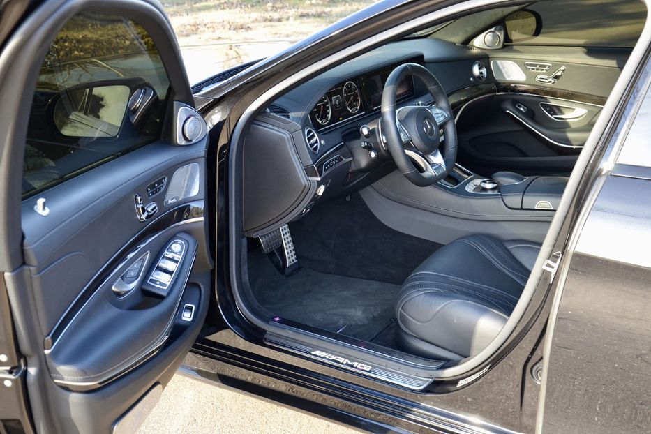 Продам Mercedes-Benz S-Class  63 AMG 2013 года в Киеве