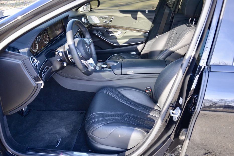 Продам Mercedes-Benz S-Class  63 AMG 2013 года в Киеве