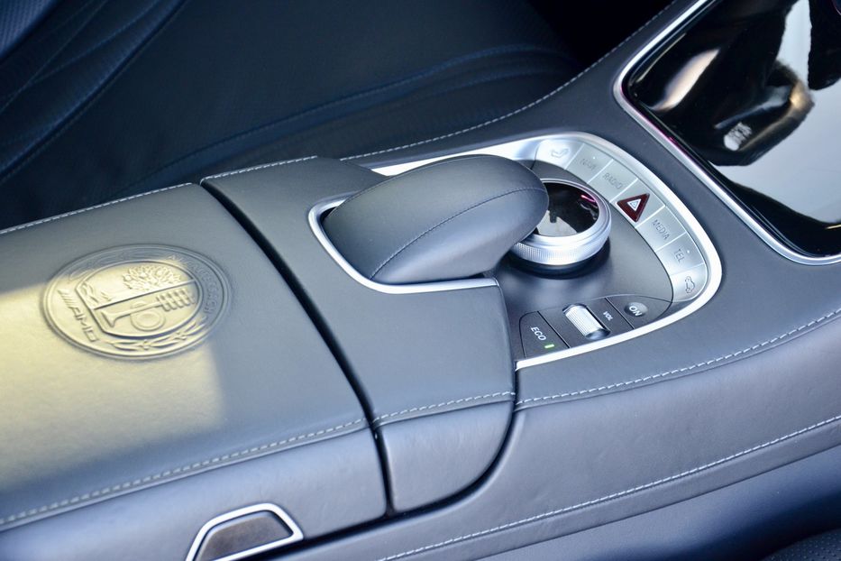 Продам Mercedes-Benz S-Class  63 AMG 2013 года в Киеве