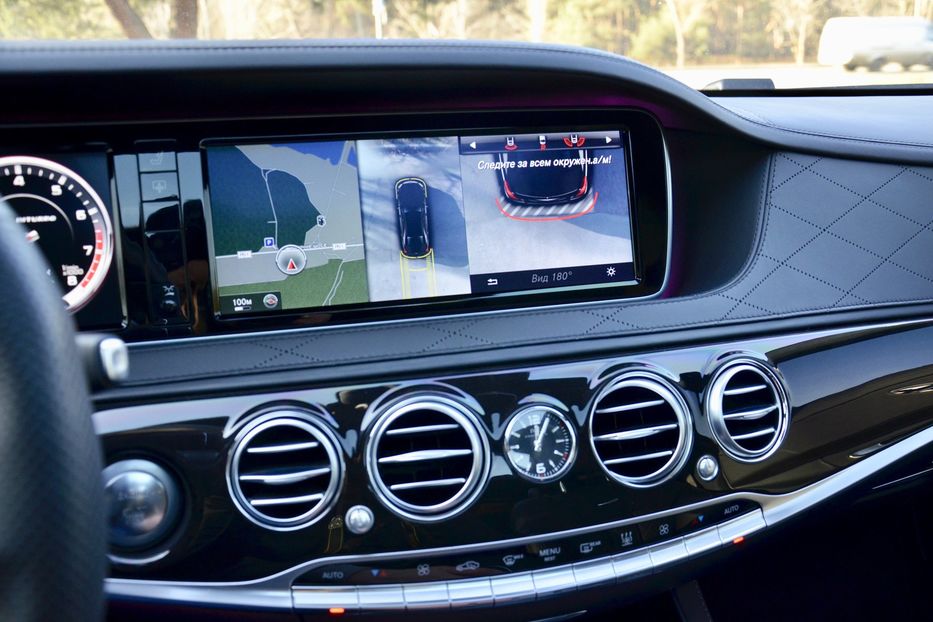 Продам Mercedes-Benz S-Class  63 AMG 2013 года в Киеве
