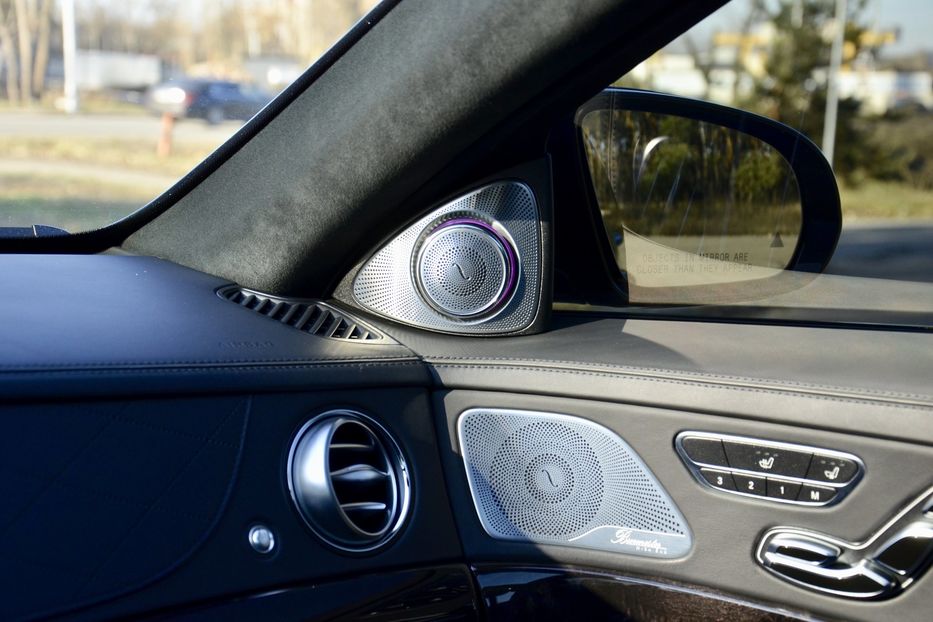 Продам Mercedes-Benz S-Class  63 AMG 2013 года в Киеве