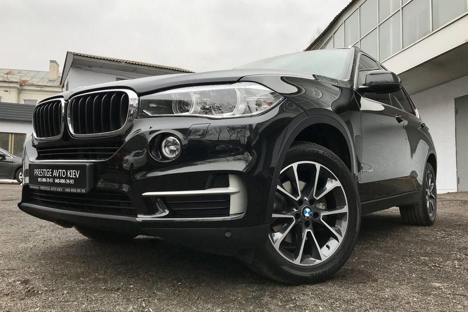 Продам BMW X5 30D X-Drive Официальный 2013 года в Киеве