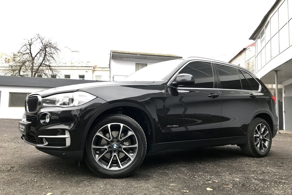 Продам BMW X5 30D X-Drive Официальный 2013 года в Киеве