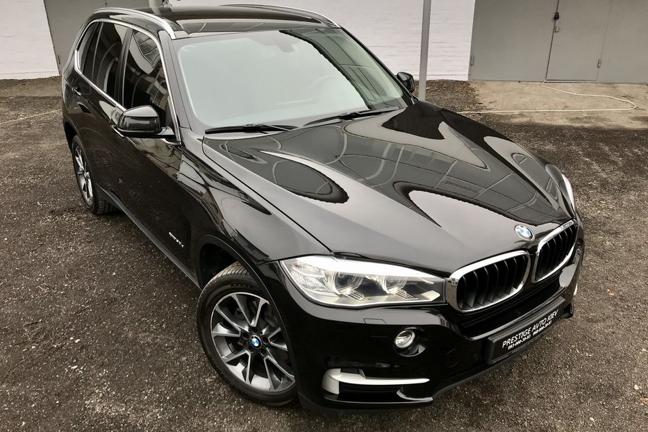 Продам BMW X5 30D X-Drive Официальный 2013 года в Киеве