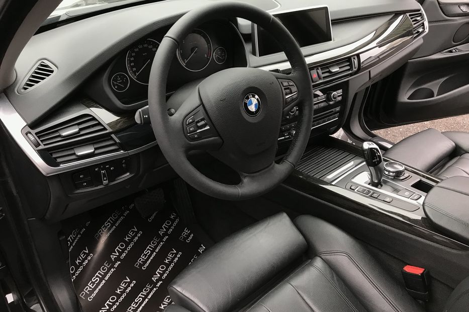 Продам BMW X5 30D X-Drive Официальный 2013 года в Киеве