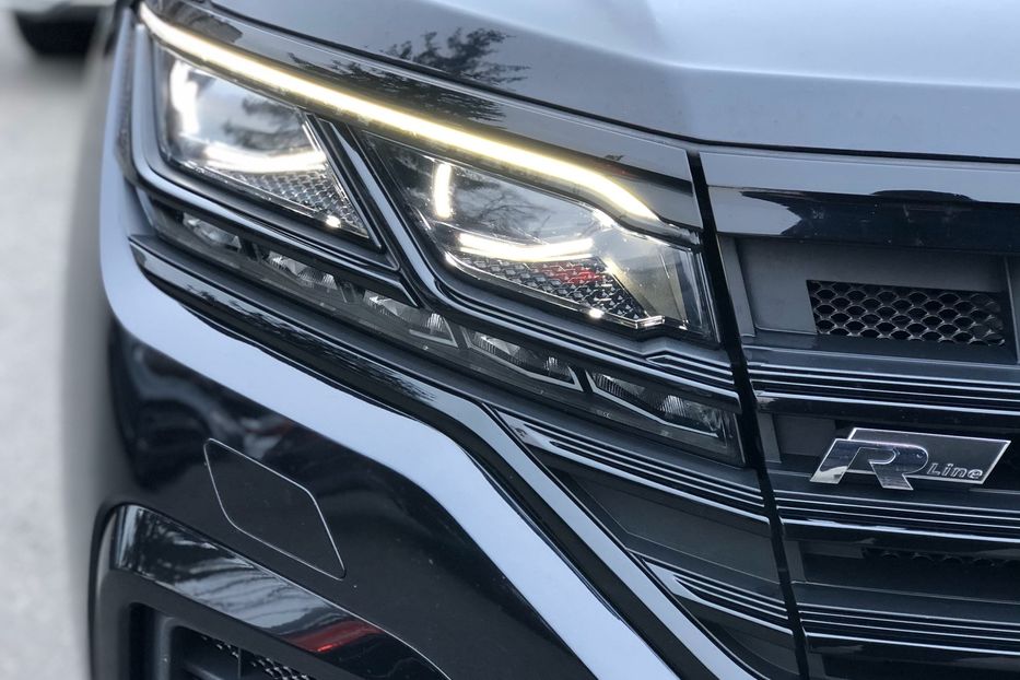 Продам Volkswagen Touareg R-Line 2018 года в Киеве