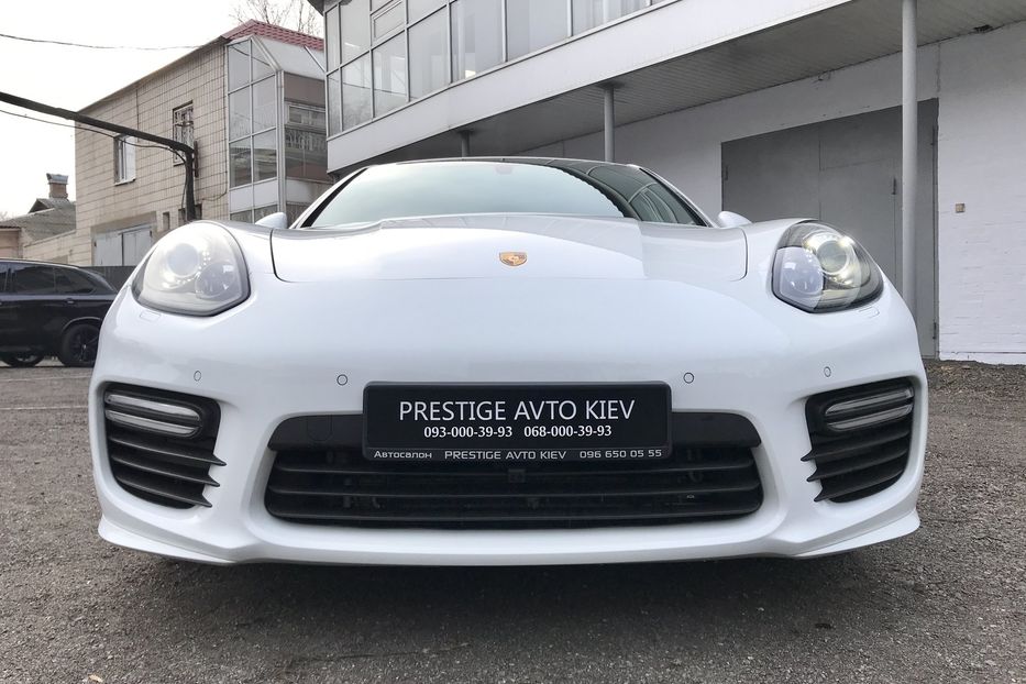 Продам Porsche Panamera GTS Официальная 2014 года в Киеве