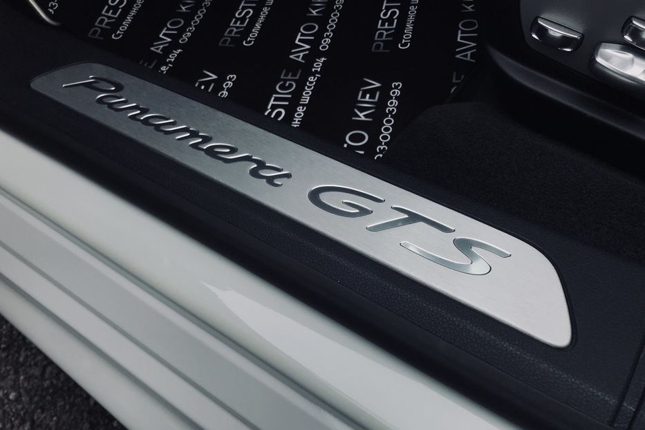 Продам Porsche Panamera GTS Официальная 2014 года в Киеве