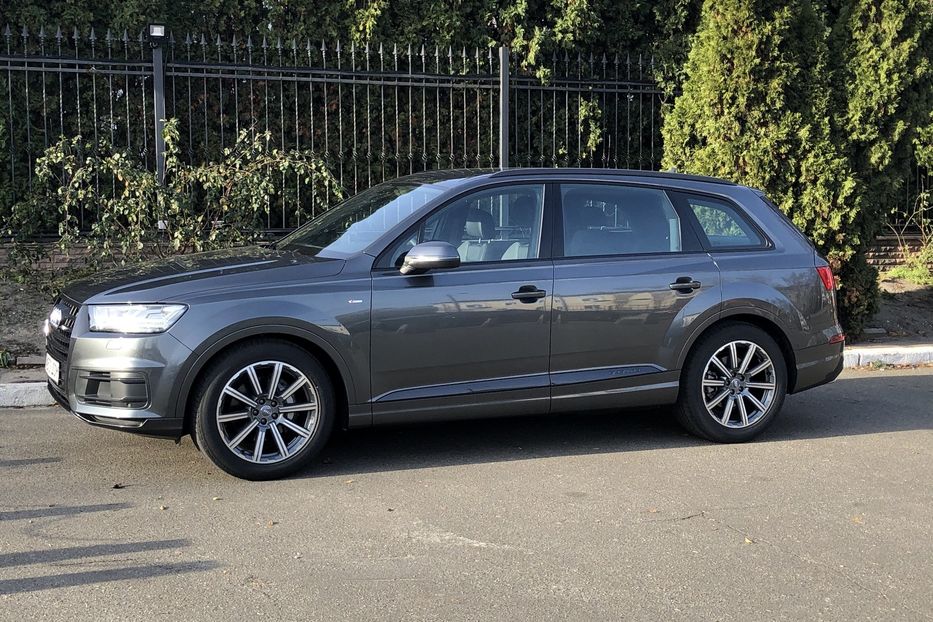 Продам Audi Q7 3.0 TDI  2018 года в Киеве