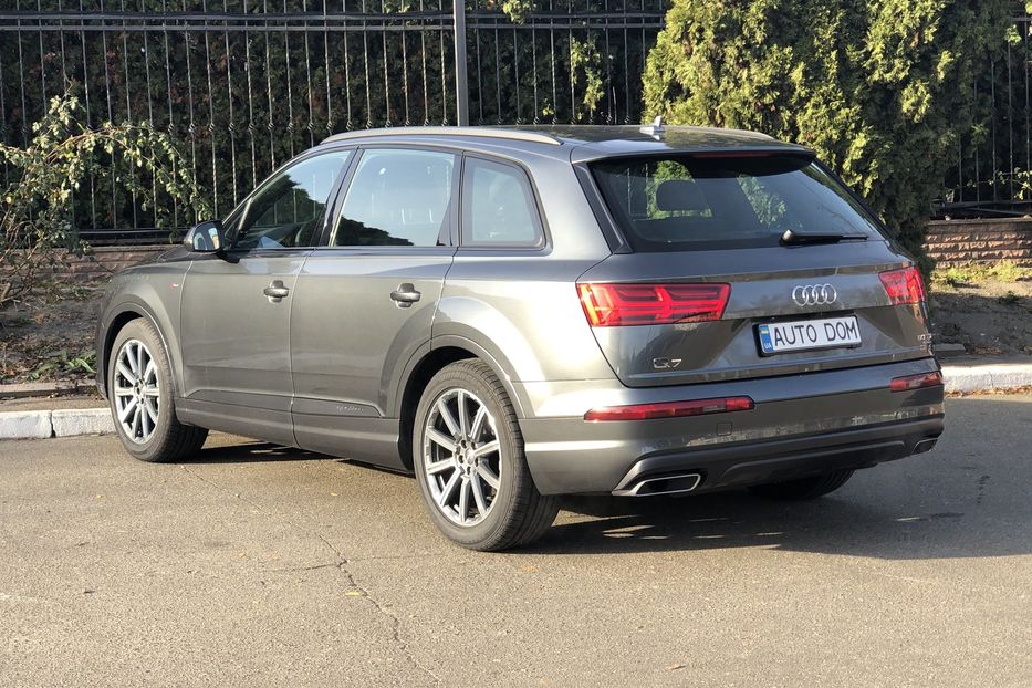 Продам Audi Q7 3.0 TDI  2018 года в Киеве