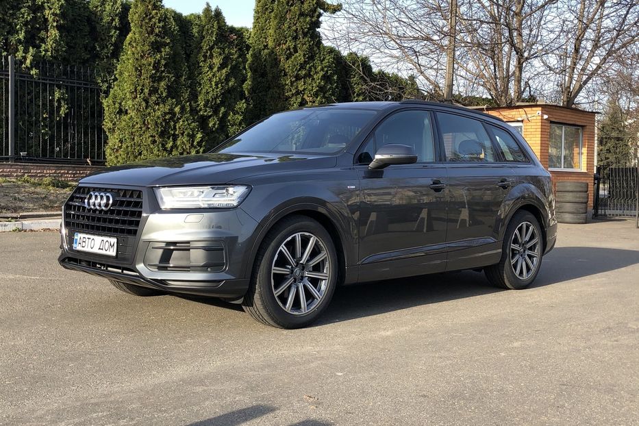 Продам Audi Q7 3.0 TDI  2018 года в Киеве