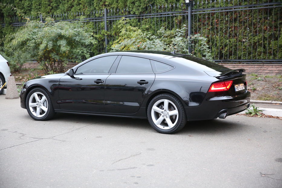 Продам Audi A7 3.0 quattro 2011 года в Киеве