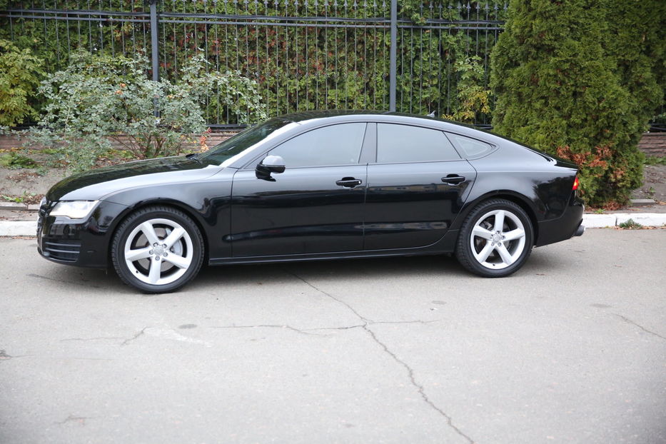 Продам Audi A7 3.0 quattro 2011 года в Киеве