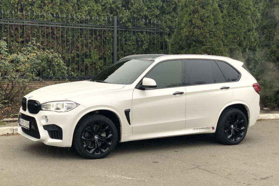 Продам BMW X5 35i M-обвес X-drive USA 2017 года в Киеве