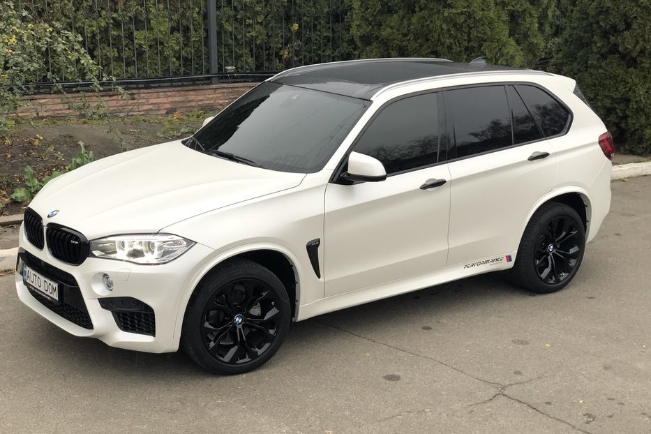 Продам BMW X5 35i M-обвес X-drive USA 2017 года в Киеве