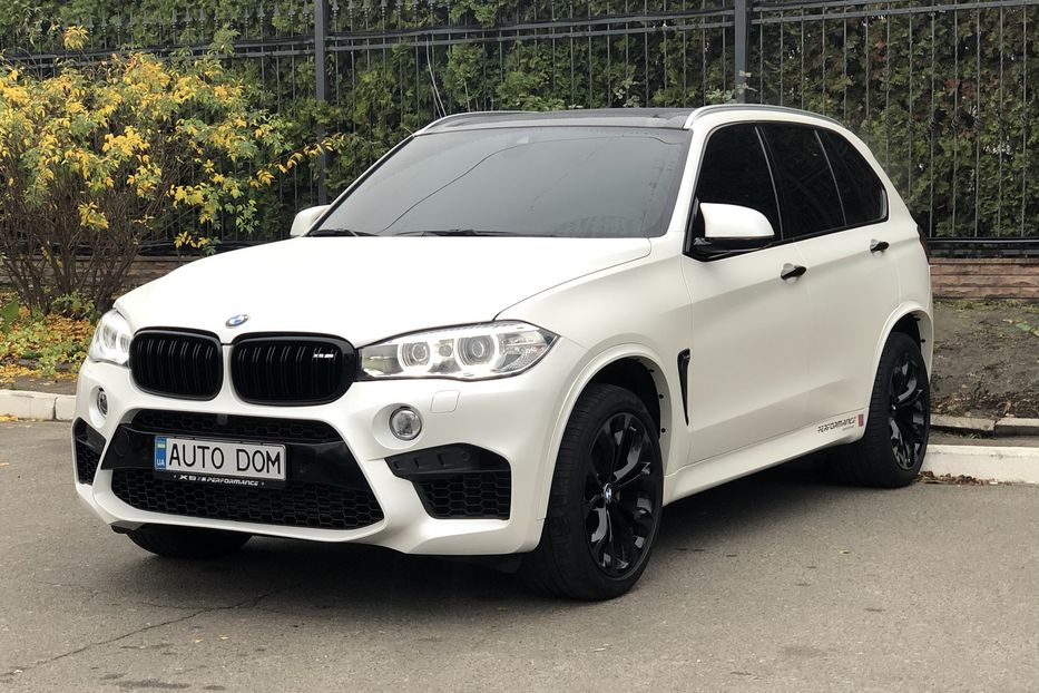 Продам BMW X5 35i M-обвес X-drive USA 2017 года в Киеве