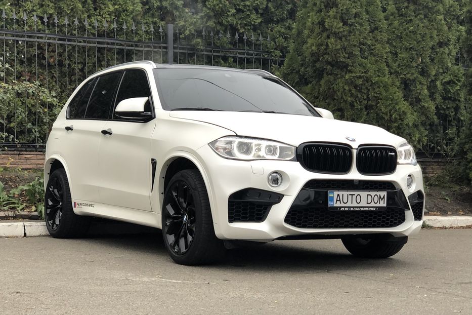 Продам BMW X5 35i M-обвес X-drive USA 2017 года в Киеве