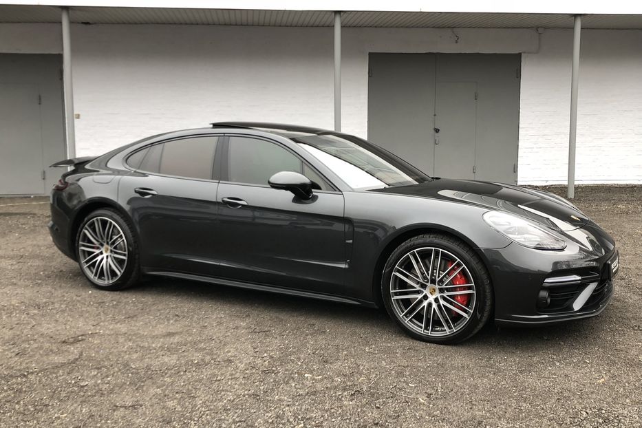 Продам Porsche Panamera TURBO NEW Официальный 2018 года в Киеве