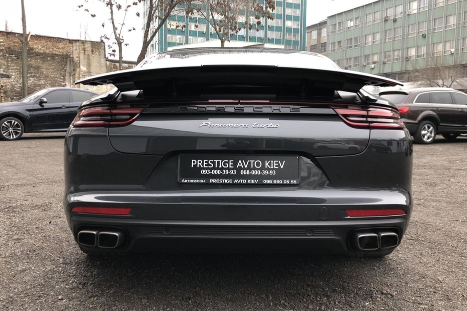 Продам Porsche Panamera TURBO NEW Официальный 2018 года в Киеве