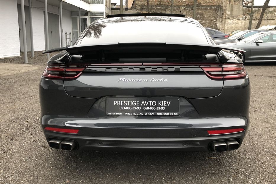 Продам Porsche Panamera TURBO NEW Официальный 2018 года в Киеве