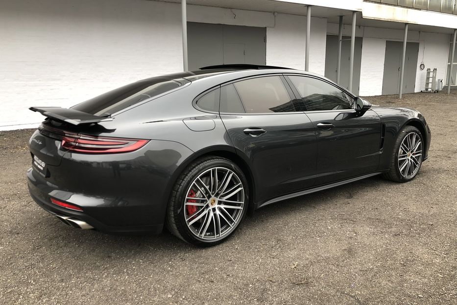 Продам Porsche Panamera TURBO NEW Официальный 2018 года в Киеве