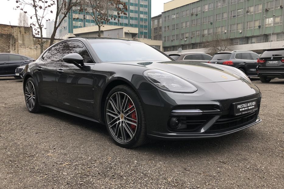 Продам Porsche Panamera TURBO NEW Официальный 2018 года в Киеве