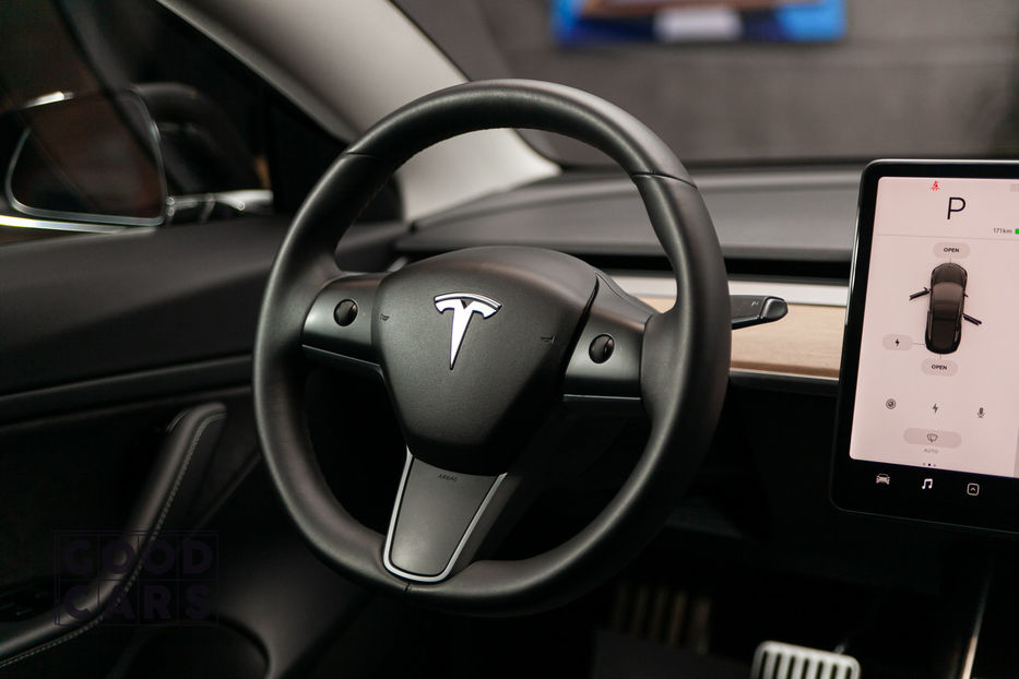 Продам Tesla Model 3 Dual Motor Long Range 2018 года в Одессе