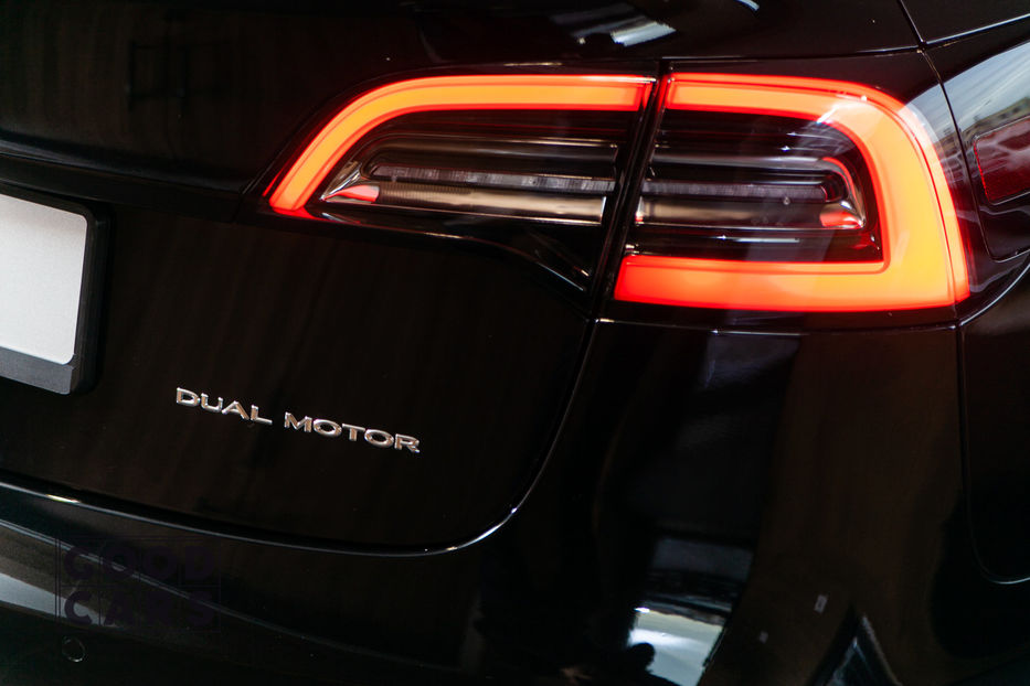 Продам Tesla Model 3 Dual Motor Long Range 2018 года в Одессе