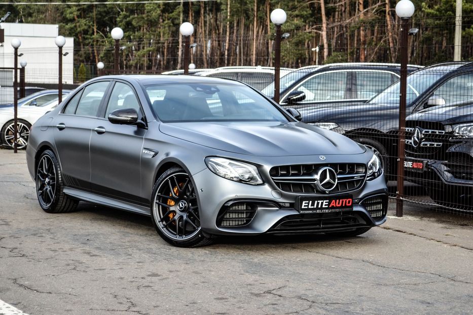 Мерседес 6 3 AMG