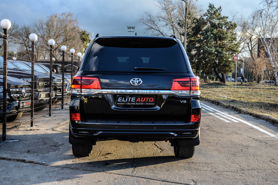 Продам Toyota Land Cruiser 200 ARMORED RIDA 2017 года в Киеве