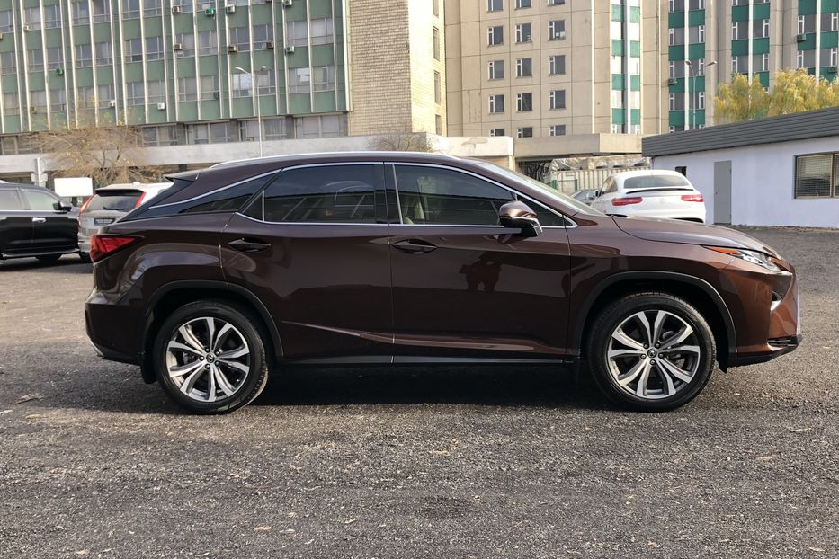 Продам Lexus RX 300 AWD Executive+ Официальный 2019 года в Киеве