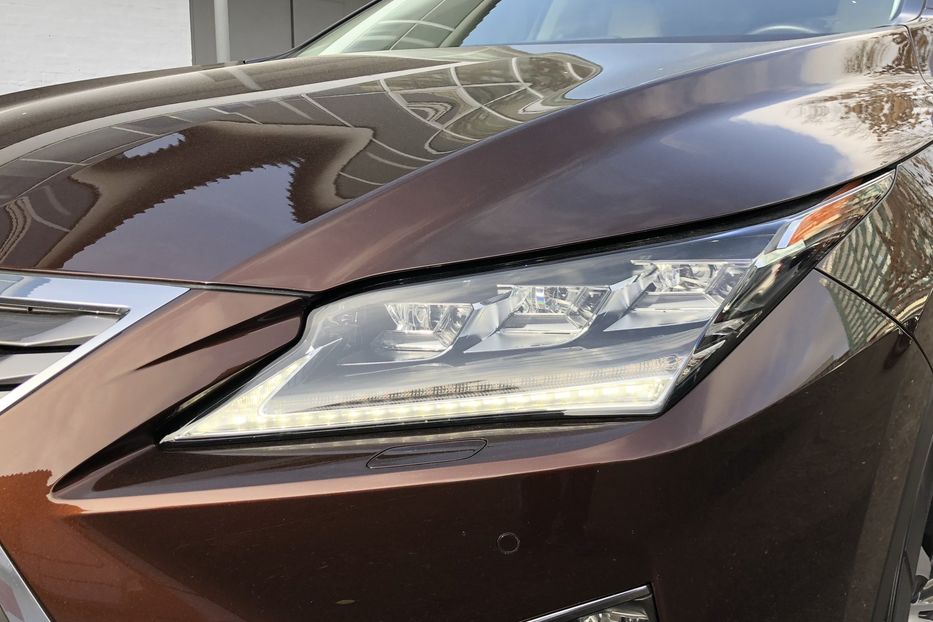 Продам Lexus RX 300 AWD Executive+ Официальный 2019 года в Киеве