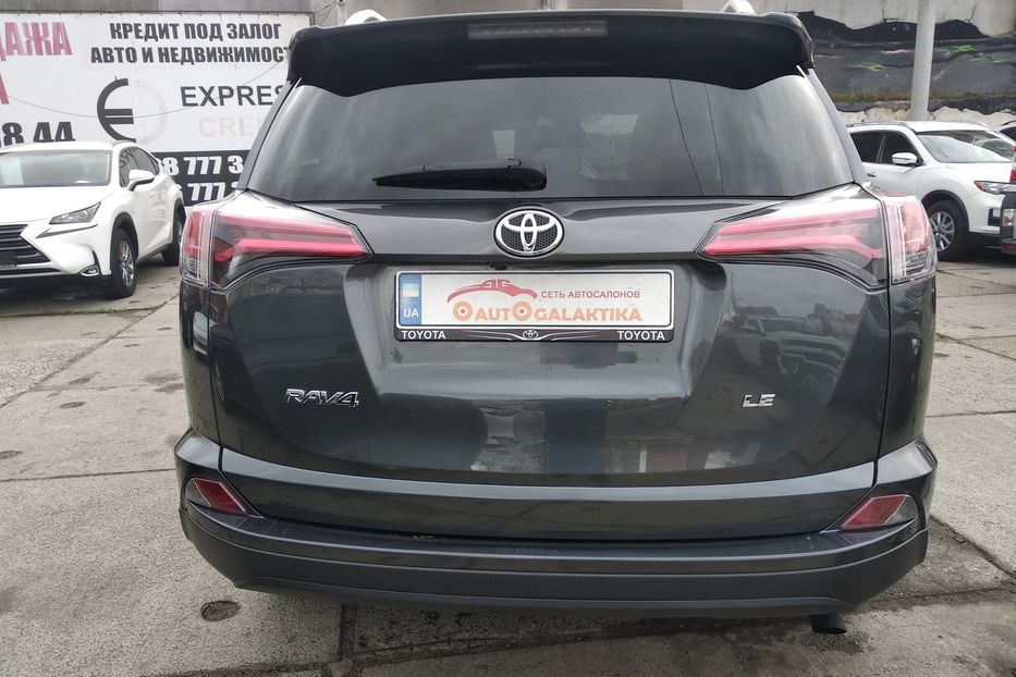 Продам Toyota Rav 4 2018 года в Одессе