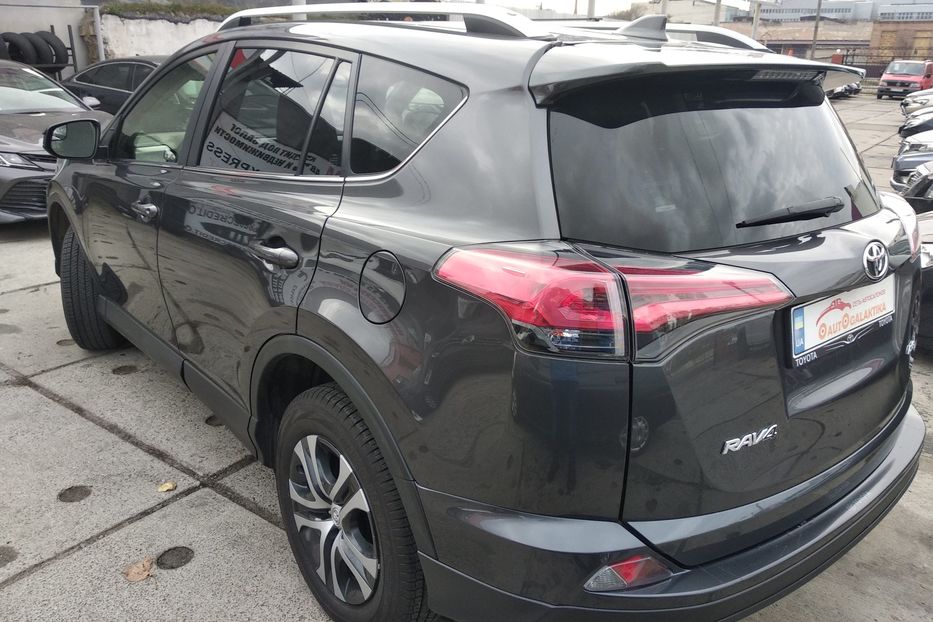 Продам Toyota Rav 4 2018 года в Одессе