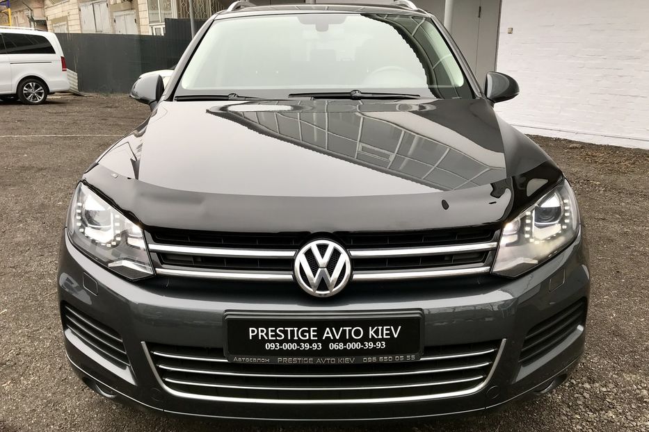 Продам Volkswagen Touareg TDI Официальный 2013 года в Киеве