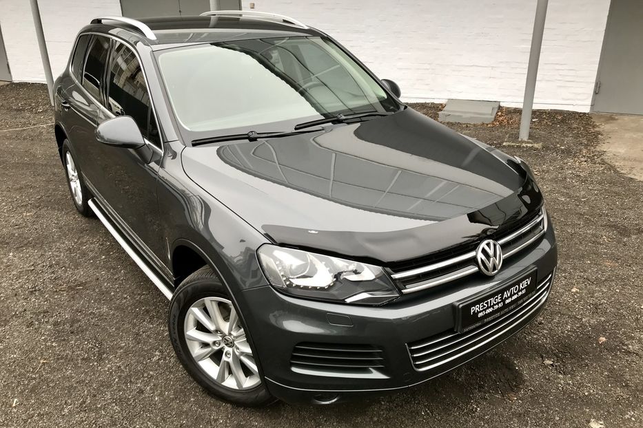 Продам Volkswagen Touareg TDI Официальный 2013 года в Киеве