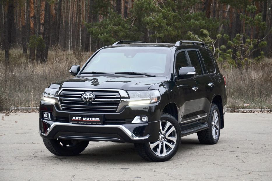 Продам Toyota Land Cruiser 200 ARMORED  2017 года в Киеве