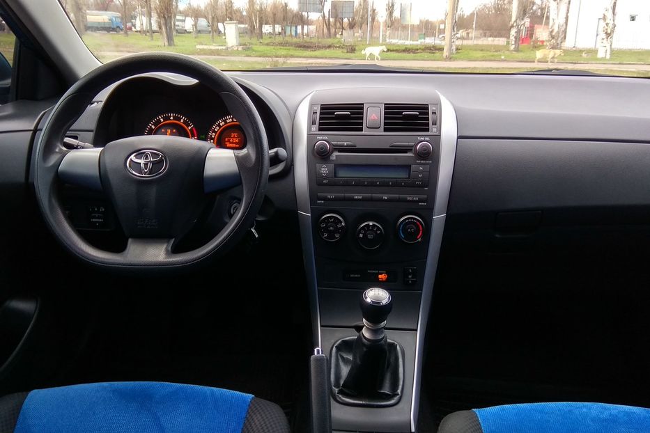 Продам Toyota Corolla Официальный 2011 года в Николаеве